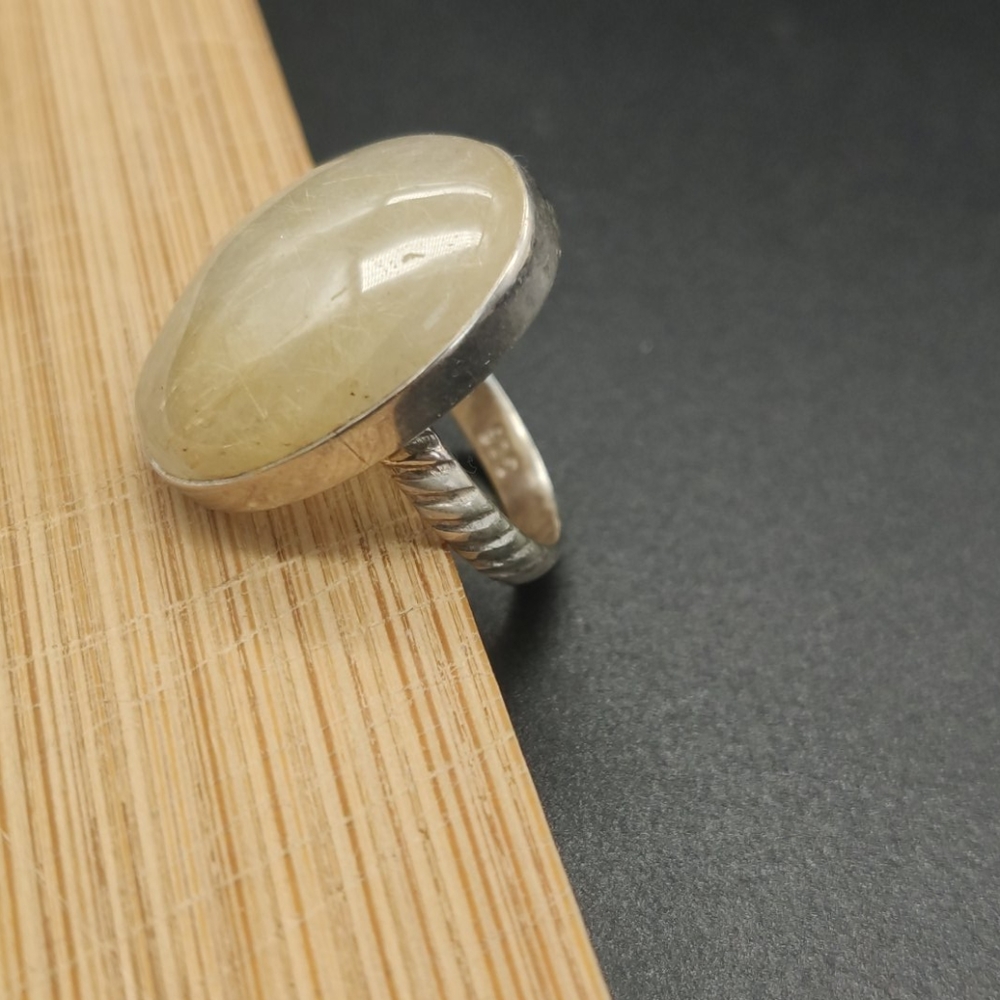 Moon Stone Silver Ring 🌕 - Picture 3 of 7